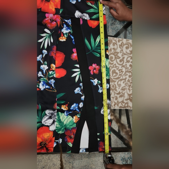 Flower Skirt !! 🌞 FINAL OFFER!! - Picture 6 of 9